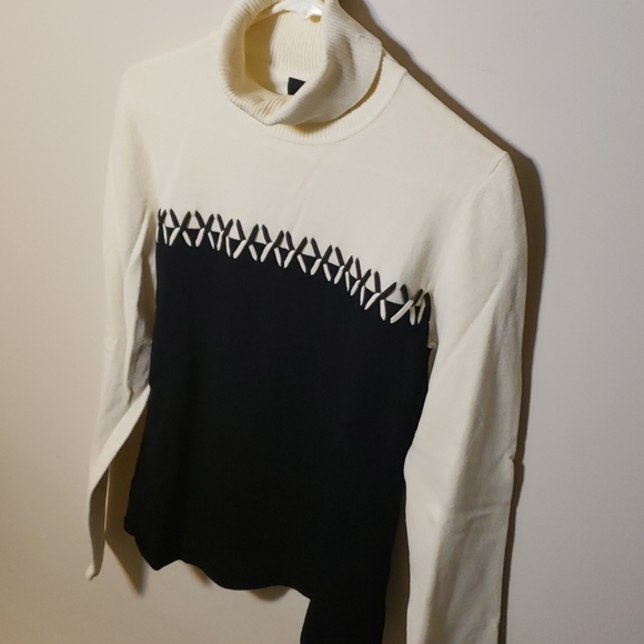 Sweeter TOP - Picture 11 of 16